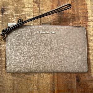 Michael Kors Jet Set Double Zip Wallet Wristlet